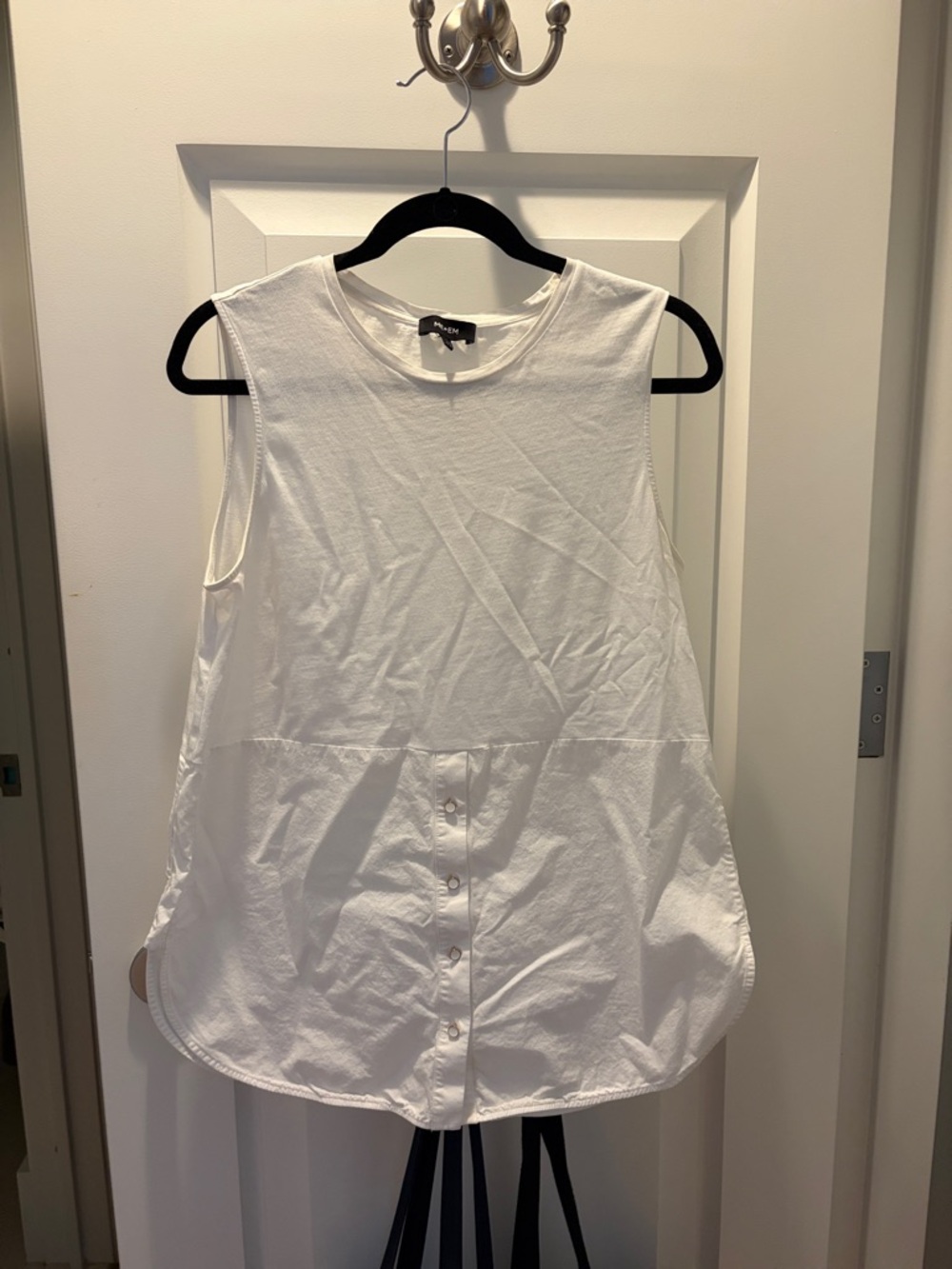 ME+EM White Sleeveless Button-Back Blouse